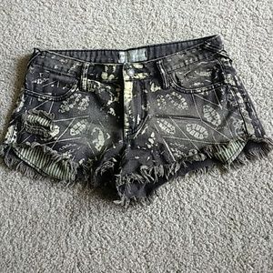 Free People Cutoff Denim Shorts Sz 27